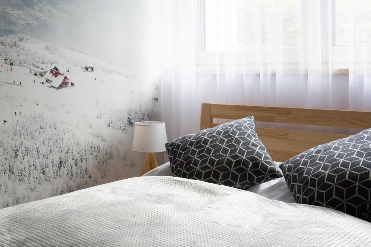 Apartament Z Garazem "Widok Na Skrzyczne" - Sloneczna Gora Szczyrk Exteriör bild